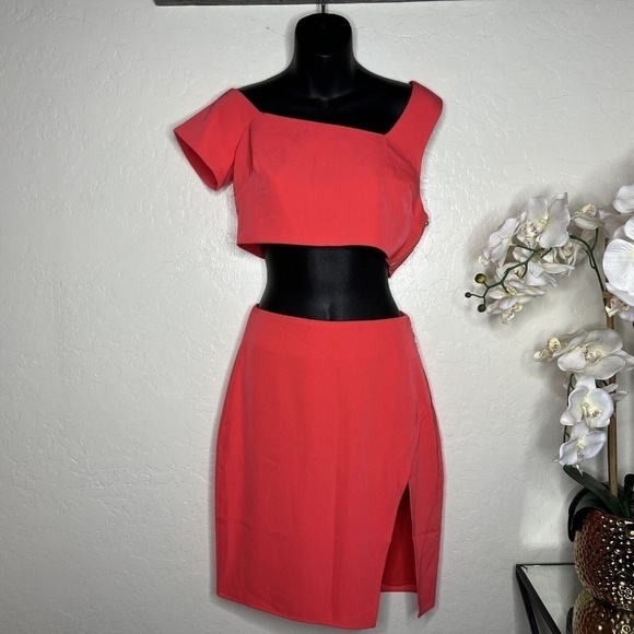 Nbd X Naven Maddy Set Crop Top Skirt In Orange coral  Size M/S - Picture 3 of 6